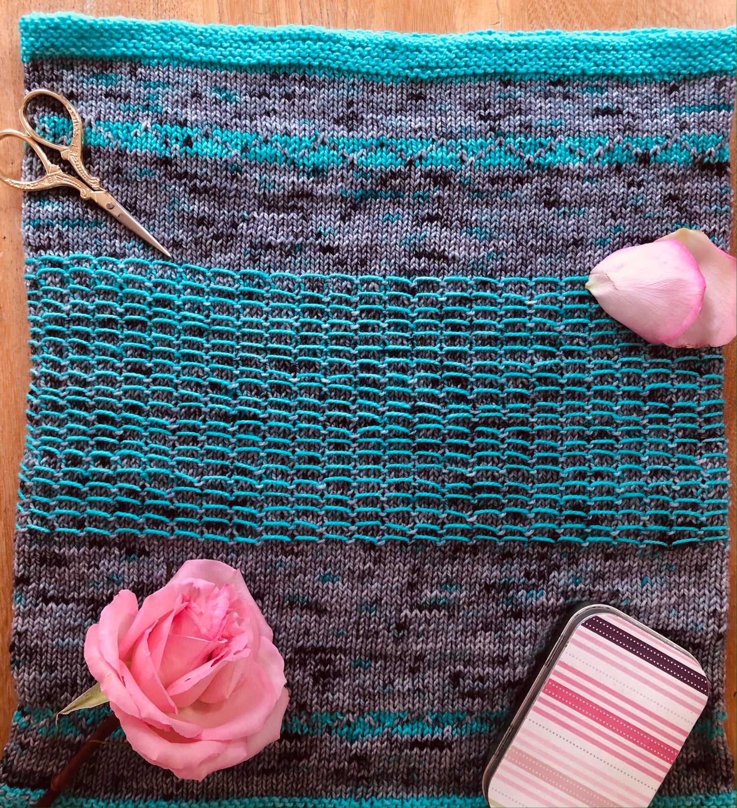 Point Reyes Cowl Knitting Pattern