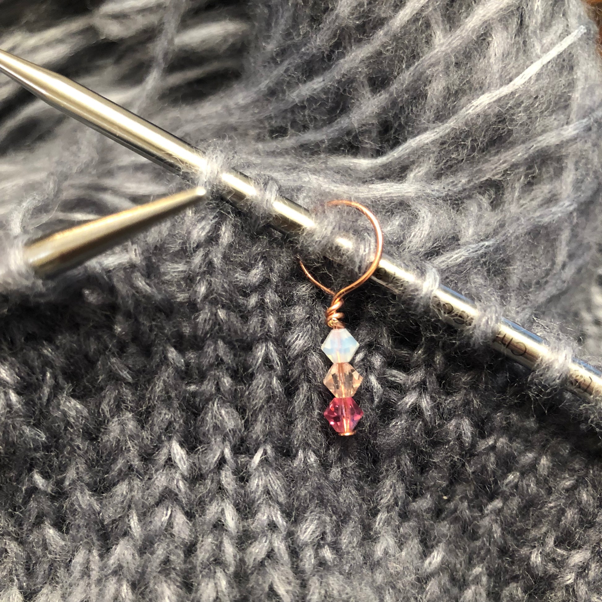 Be My Valentine's 2-pack Austrian Crystal Beads Stitch Markers for Knitting by Sierra and Pine - Rosegold