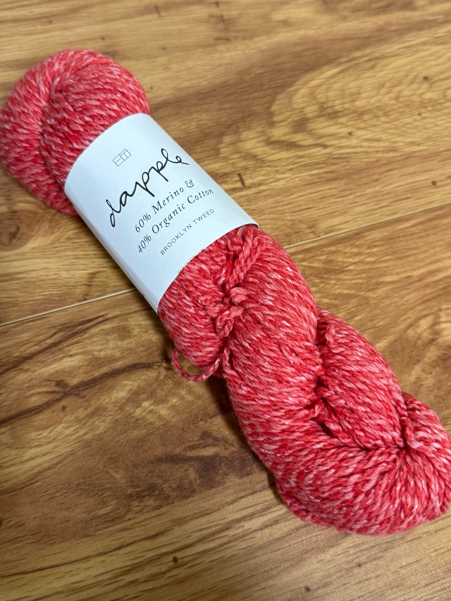 DESTASH: 1 skein of Brooklyn Tweed Dapple in Honeycrisp
