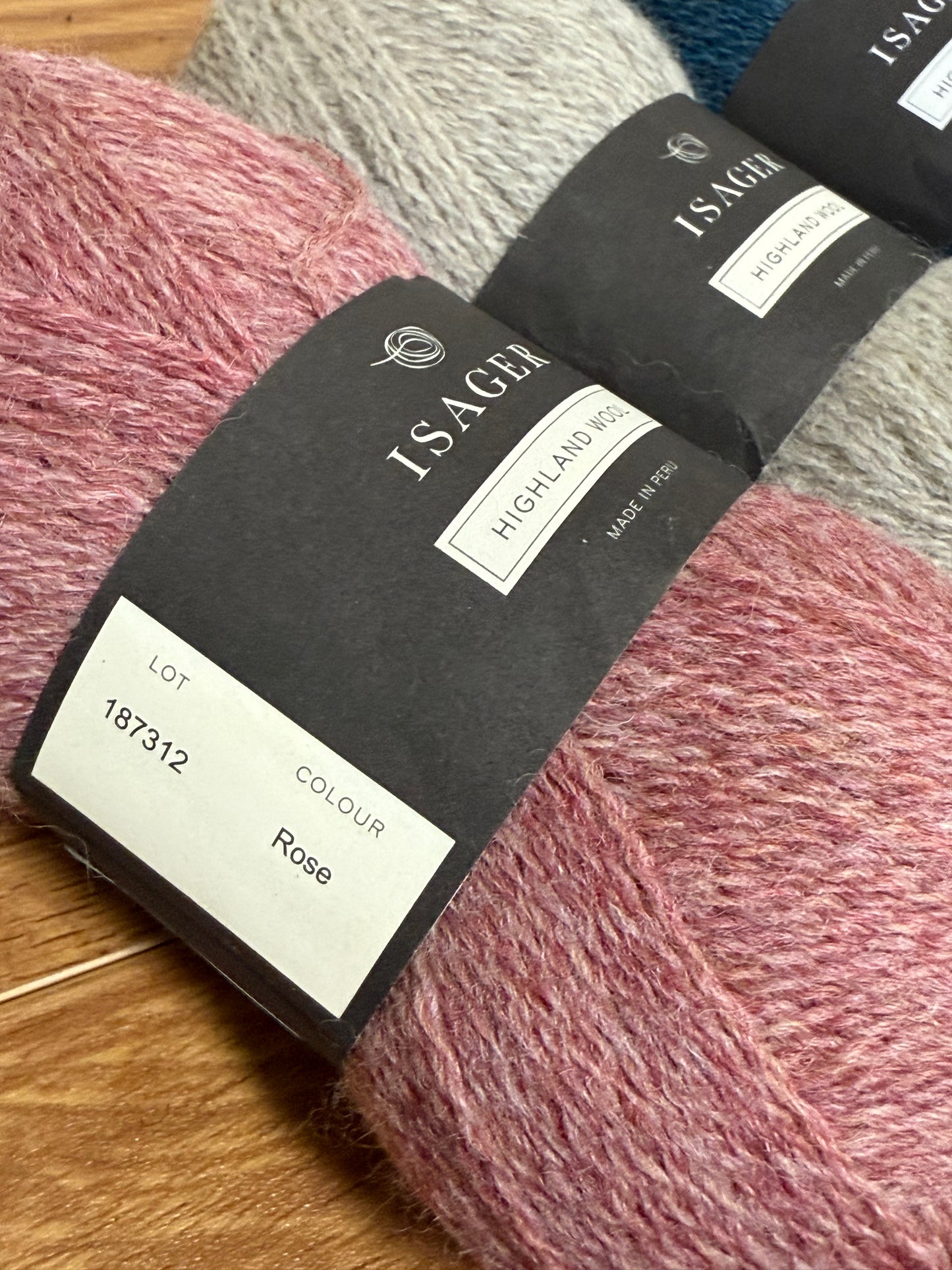 DESTASH: 3 skeins of Isager Highland Wool in colorway Rose, Sand, and Greece