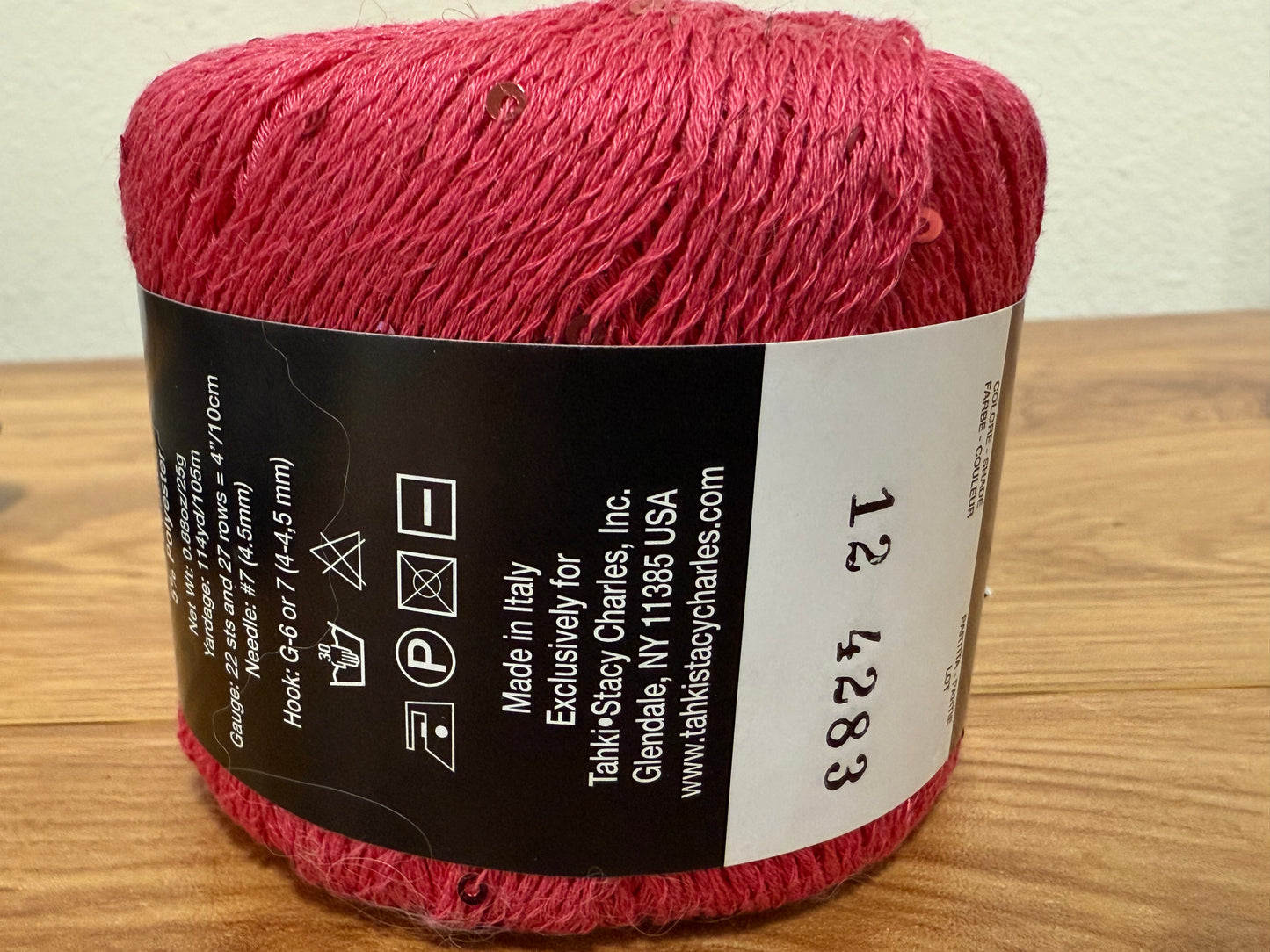 DESTASH: 1 skein of Tahki Yarns Flora in bright pink/magenta